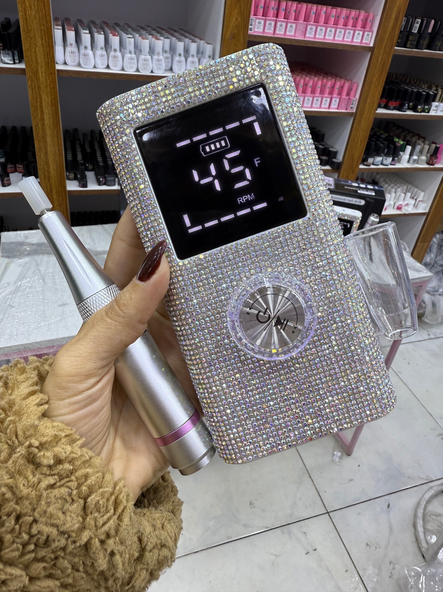 Portable nail drill/مبرد كهربا محمول