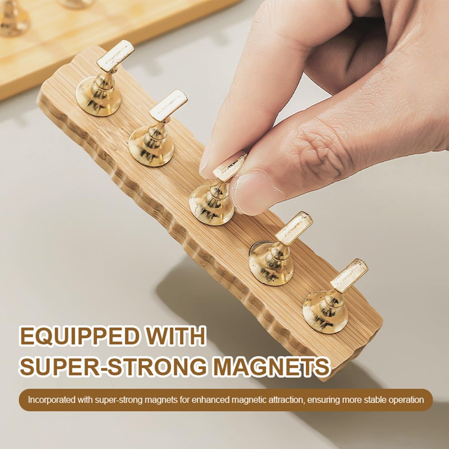ستاند فيك نيلز / press on nails stand