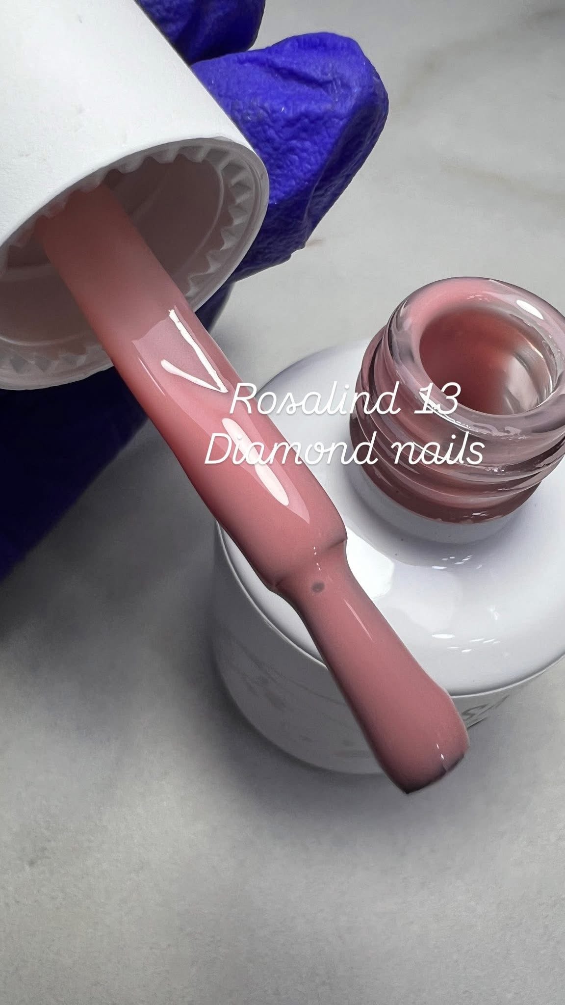 الوان روزاليندا ازاز ١٥ مل /rosalinda gel polish 15ml