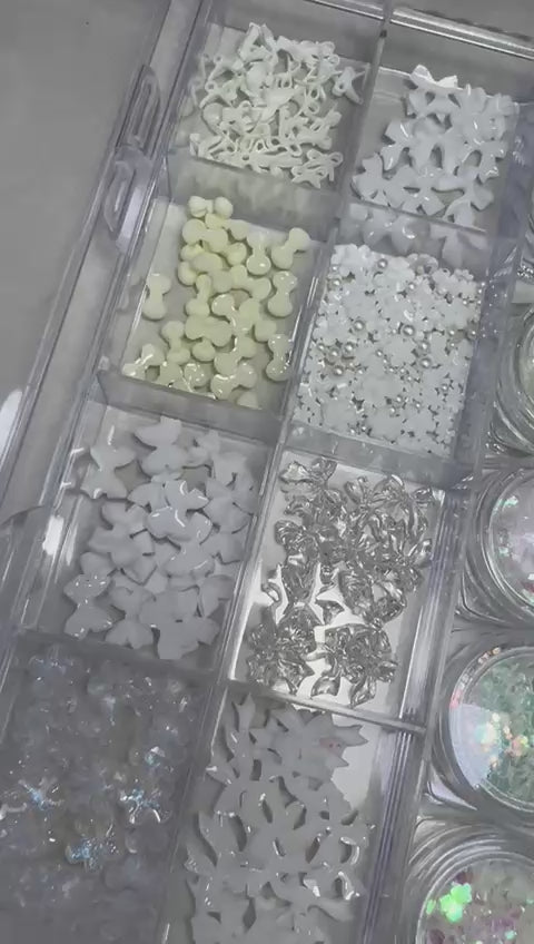 كتاب اكسسوار فيونكه /استراس